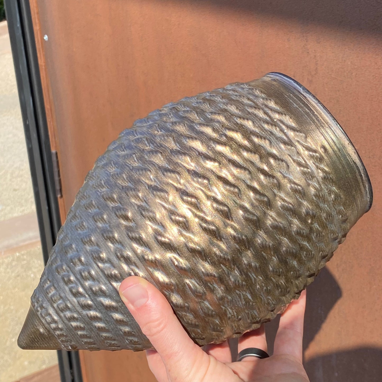 Enclave Vessel - Gold on Gold w/ Black Rim