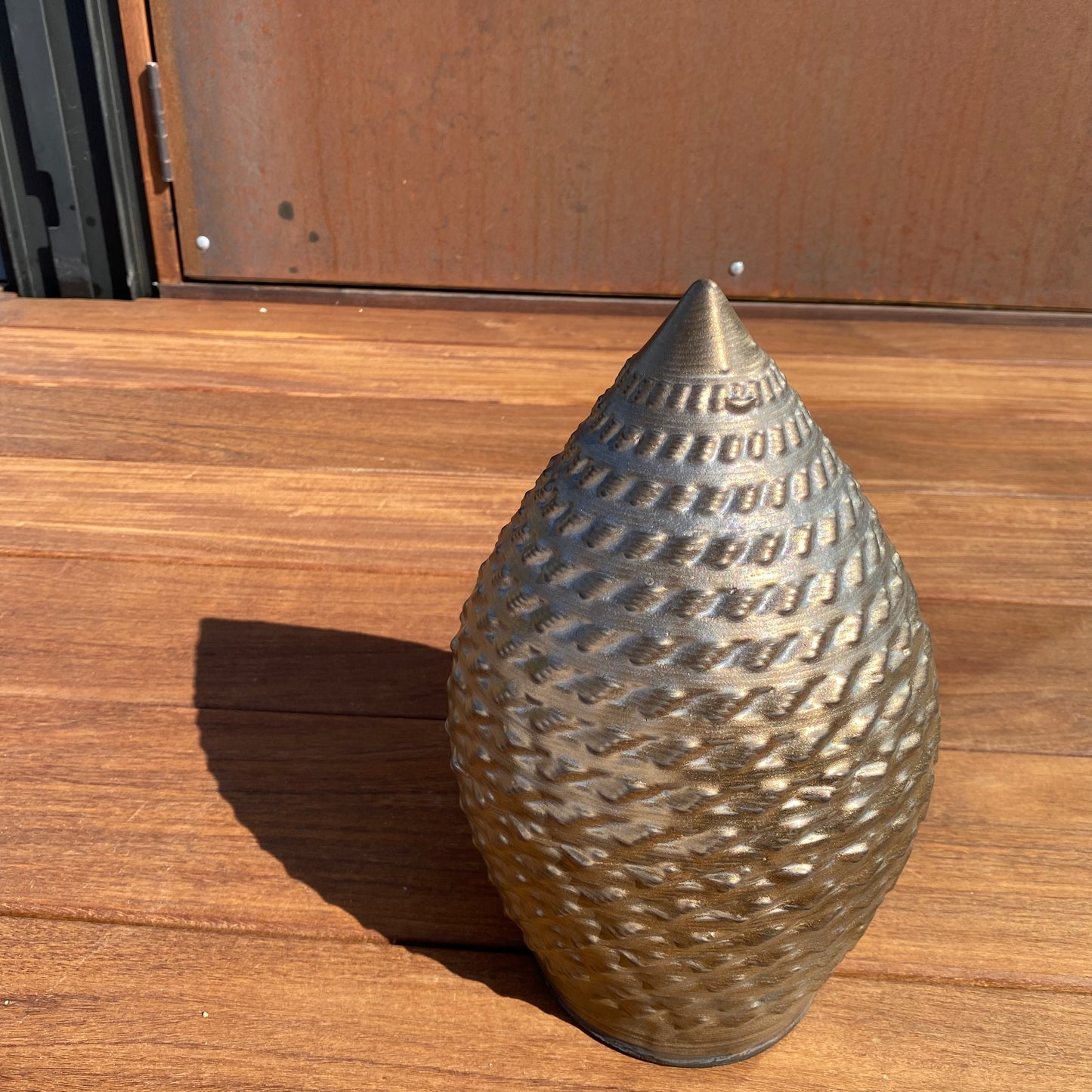 Enclave Vessel - Gold on Gold w/ Black Rim