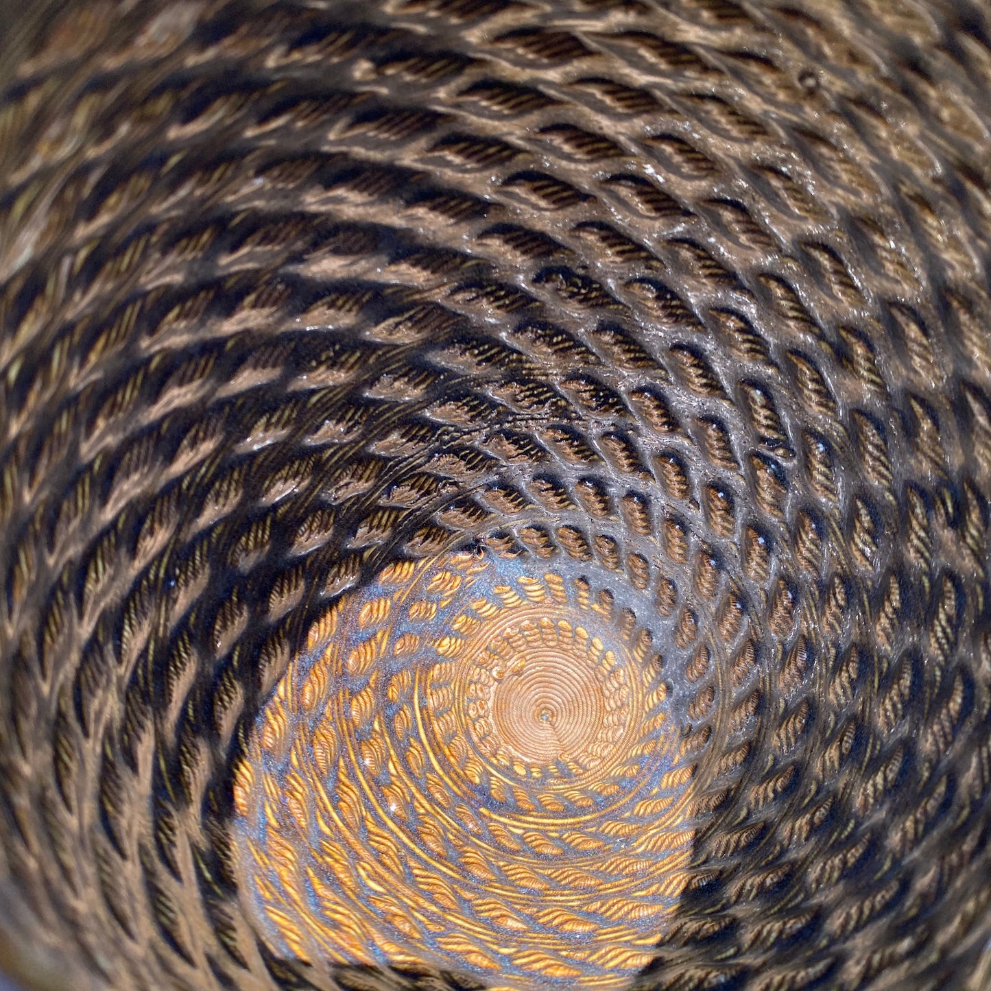Enclave Vessel - Metallic w/ Volcanic Rim